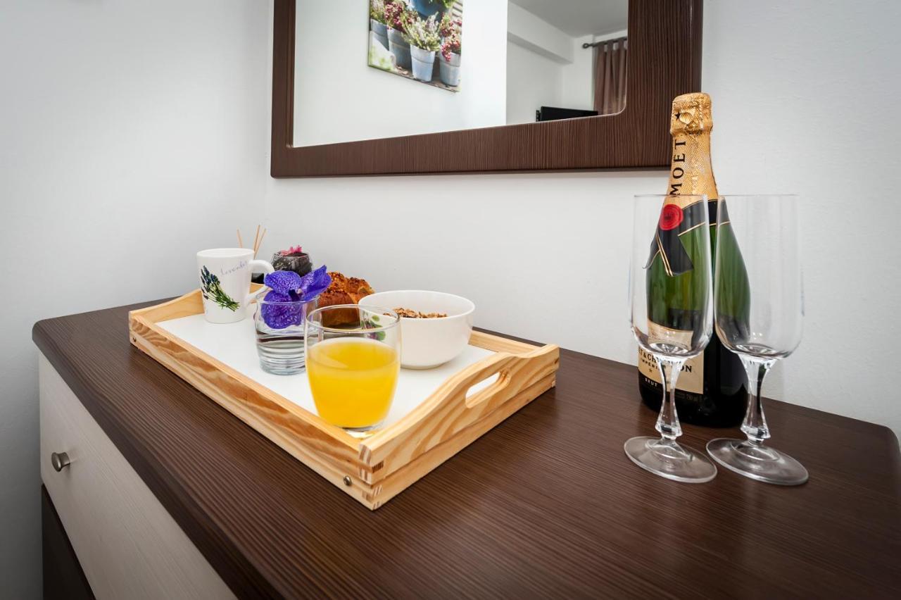 Apartment & Rooms Graciela Ровинь Экстерьер фото